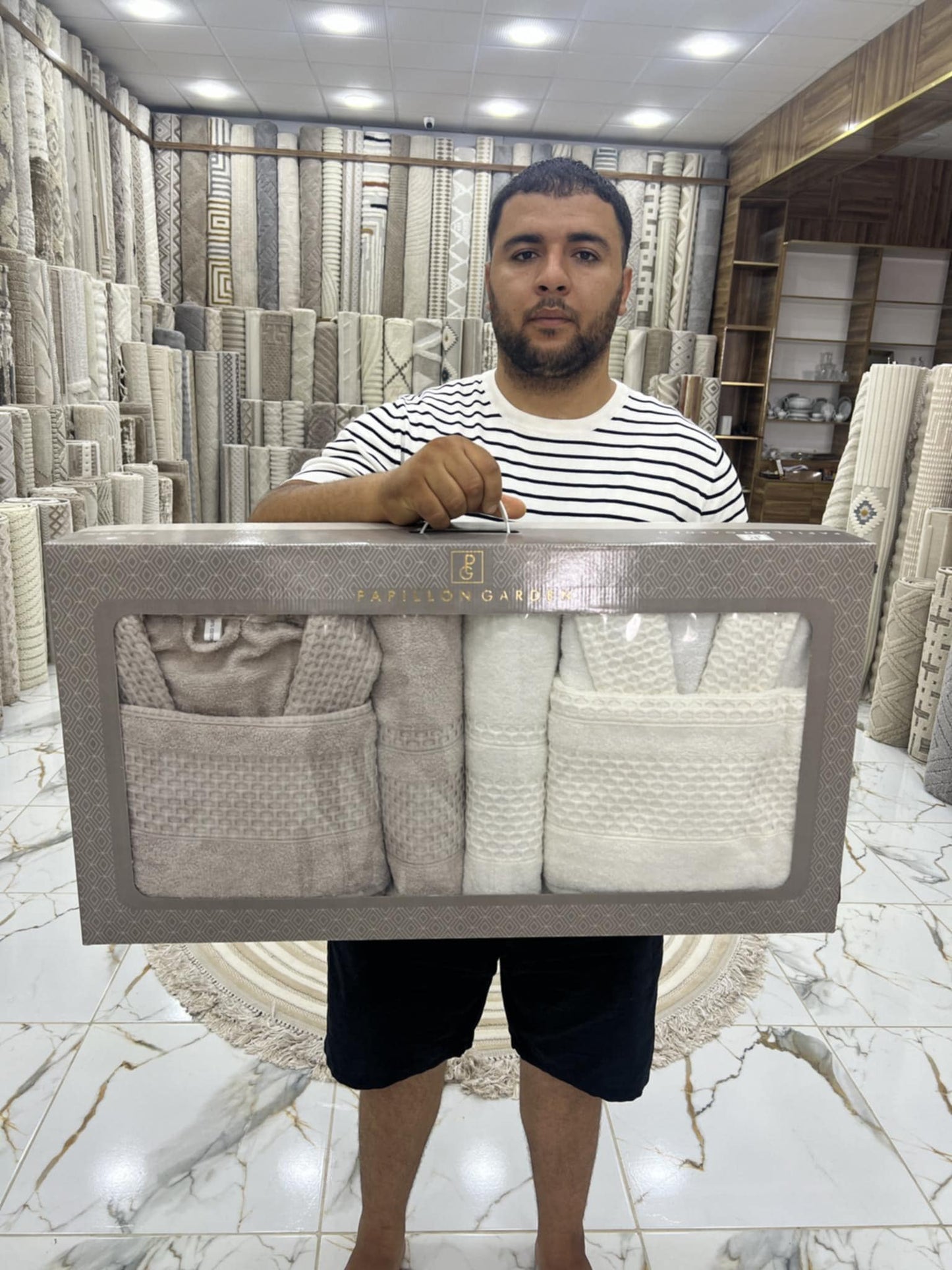 Cap de Bain Papillon 6 Pièces – Homme & Femme (beige / Blanc)