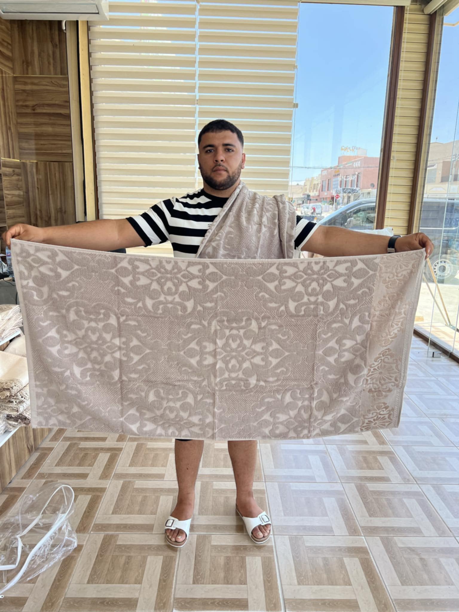 Qualité Coton -بشاكر قطعتين – Greige