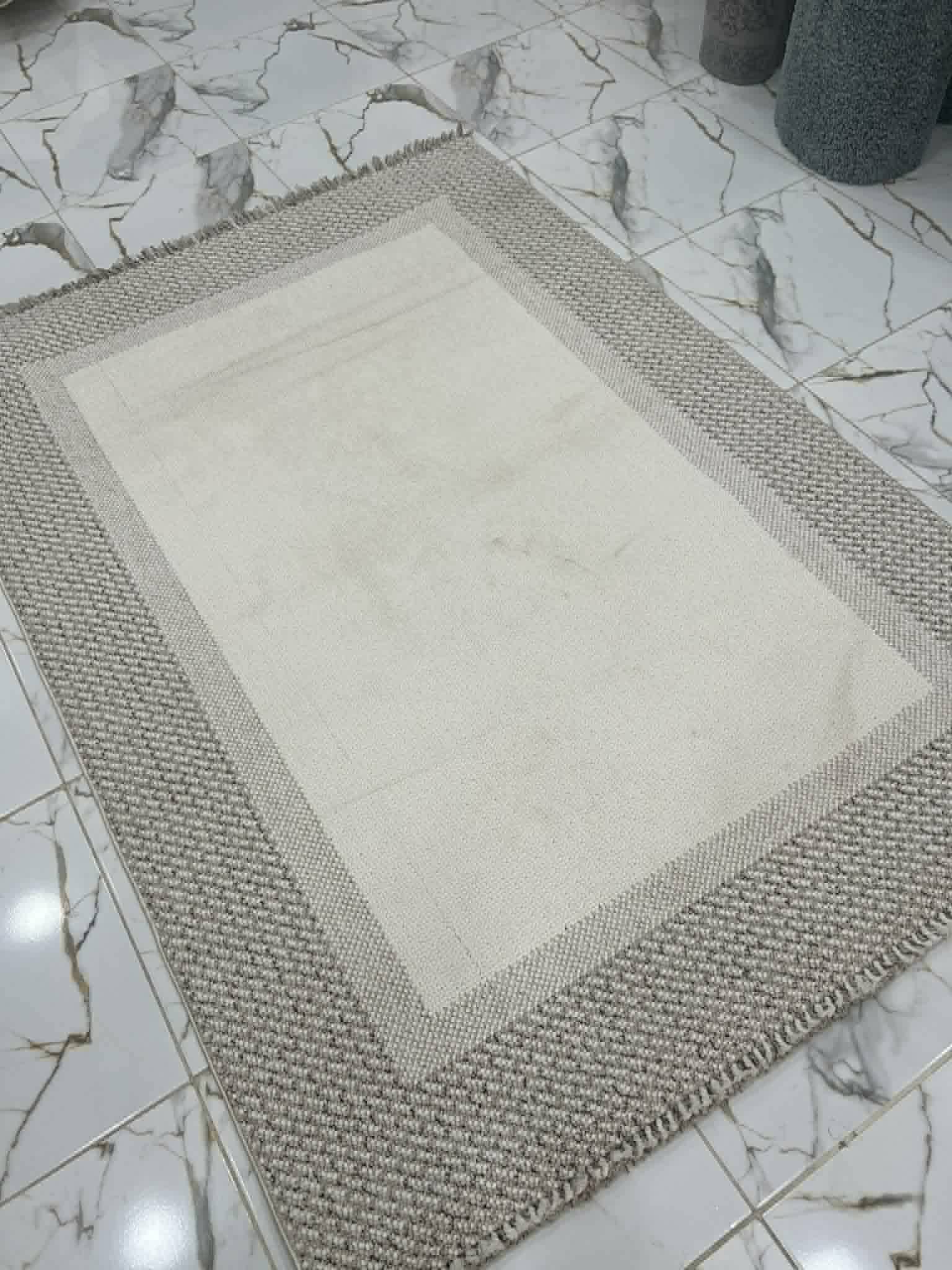 tapis alloucha 160/220 R24